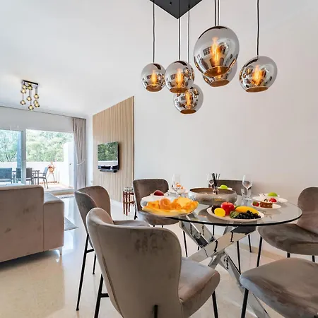 Ct 366 - Faro's Silent Dream In Elviria -